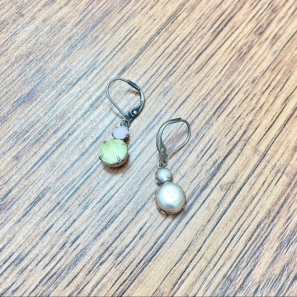 😍Vintage Rhinestone earrings ♥️NEW - Picture 5 of 5